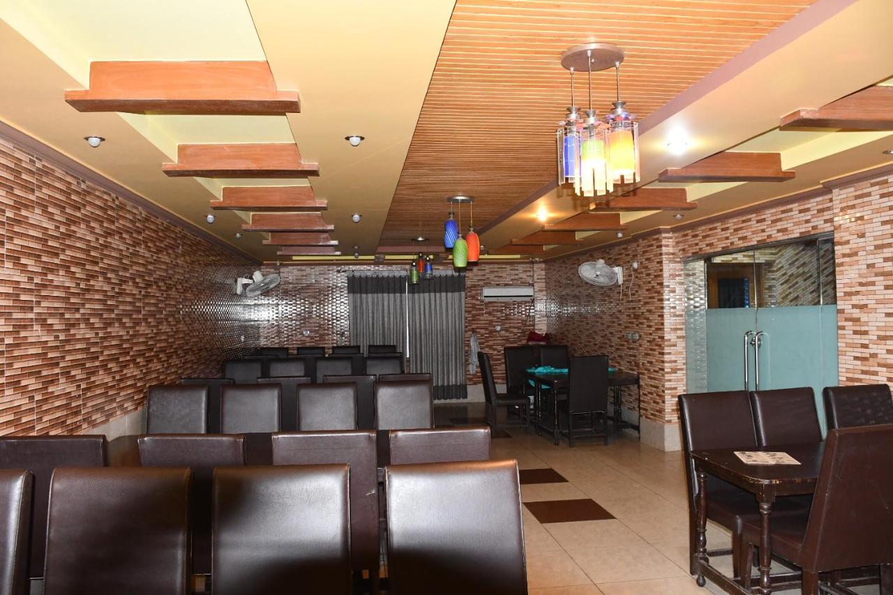 Mir Continental Hotel Muzaffarabad Extérieur photo